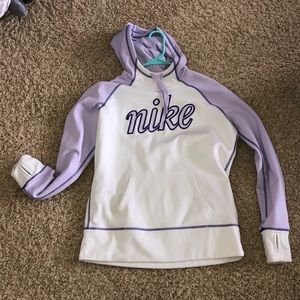 lilac nike sweatshirt